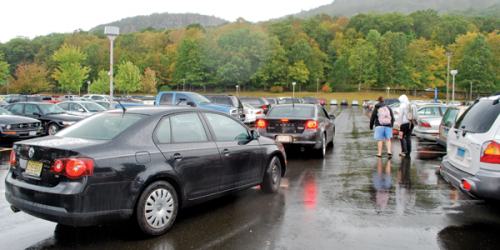 Quinnipiac retracts parking ban on York Hill juniors
