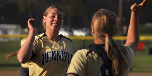 Eight-run inning gives Quinnipiac split of doubleheader