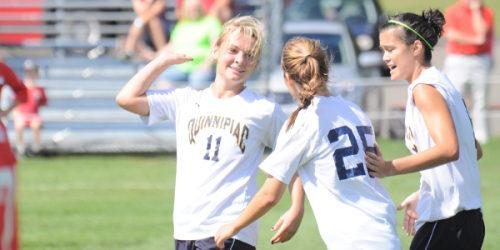 Women's soccer improves to 4-0-1