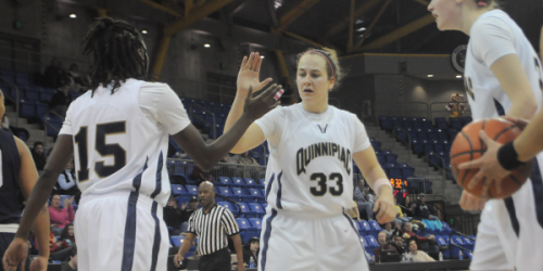 Women's basketball ties best start in program history