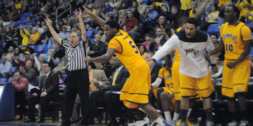 Men's basketball winning streak hits six