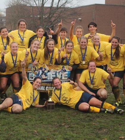 Women’s rugby edges Army 24-19 for Quinnipiac’s first National Championship