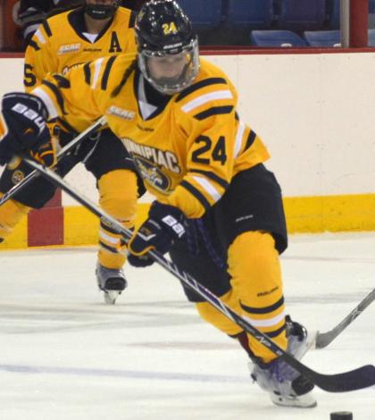Womens ice hockey preps for Dartmouth