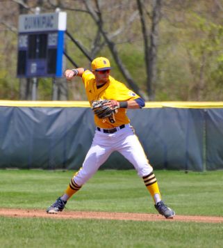 Quinnipiac baseball drops two games against Monmouth on Saturday