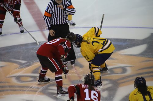 Quinnipiac womens ice hockey plays to 1-1 tie with No. 8 St. Lawrence