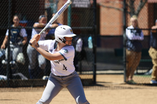 Quinnipiac softball swept by red-hot Monmouth in doubleheader