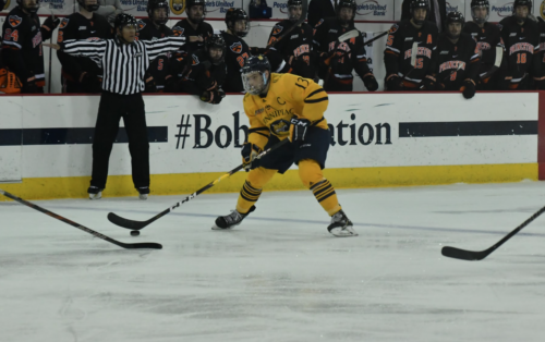 Quinnipiac mens ice hockey blanks Princeton, 3-0