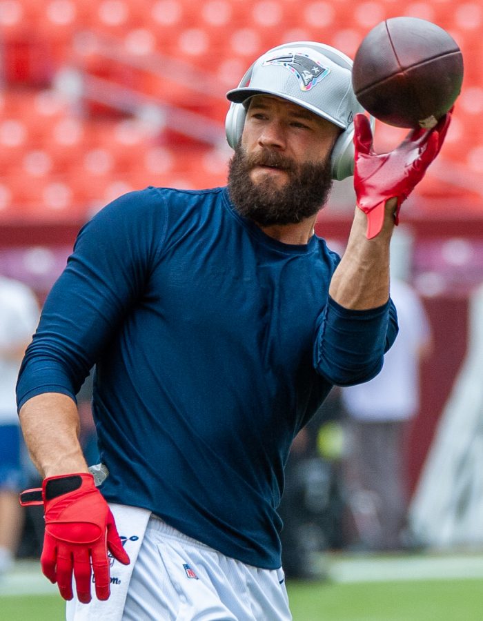 Jewish wide receiver Julian Edelman offered to educate both DeSean Jackson and Meyers Leonard after their anti-Semitic incidents