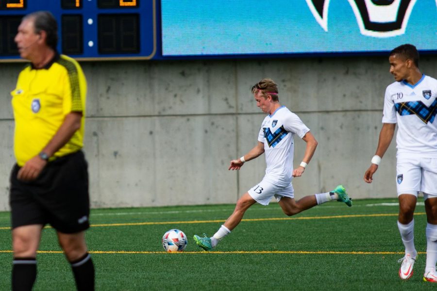 Junior forward Brage Aasen was named MAAC Preseason Player of the Year in the 2021 Preseason Coaches' Poll.