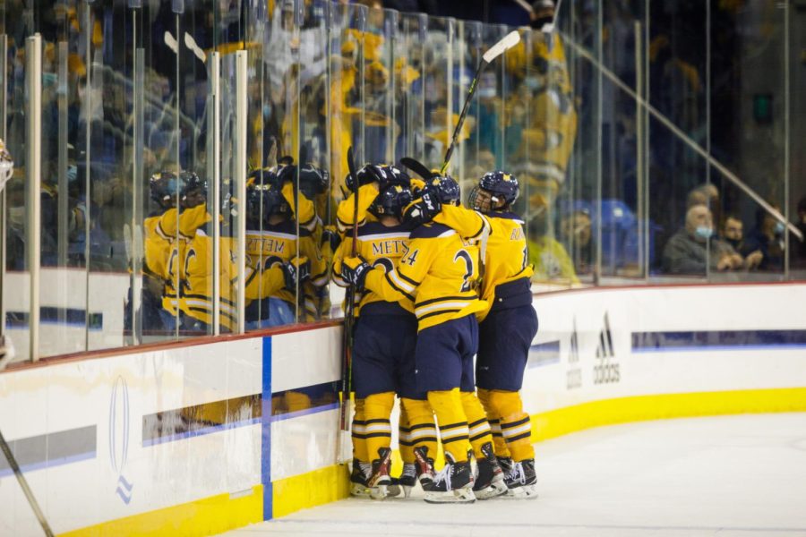 No. 7 mens ice hockey team thrills first home crowd in 601 days with 5-2 win over No. 6 North Dakota
