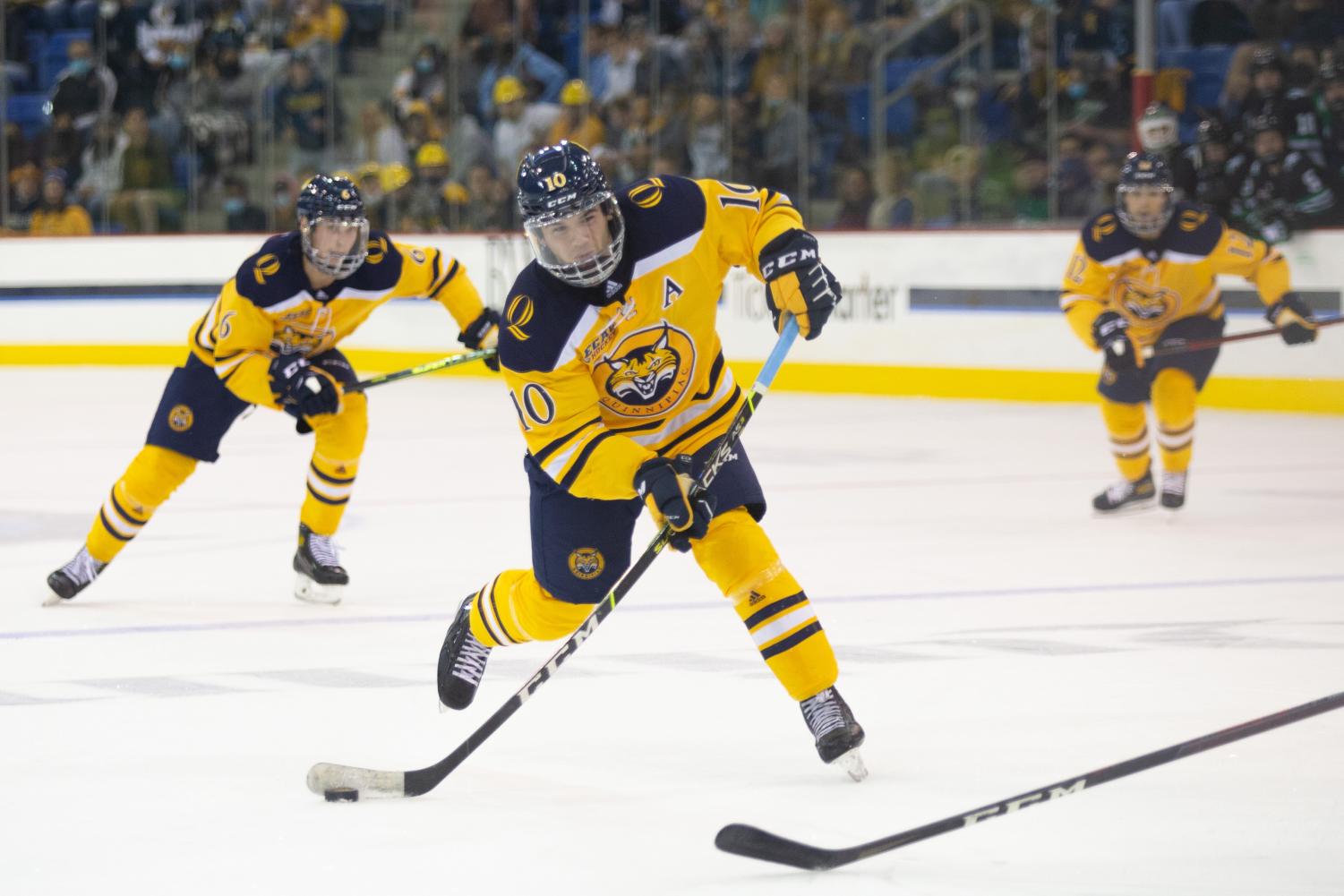 Bongiovanni Nets Overtime Winner to Beat Sacred Heart, 2-1 - Quinnipiac  University Athletics