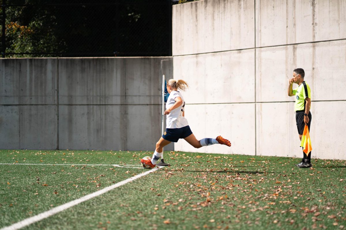 Freshman midfielder Klara Bengtsson takes a corner kick against Niagara on Oct. 5.